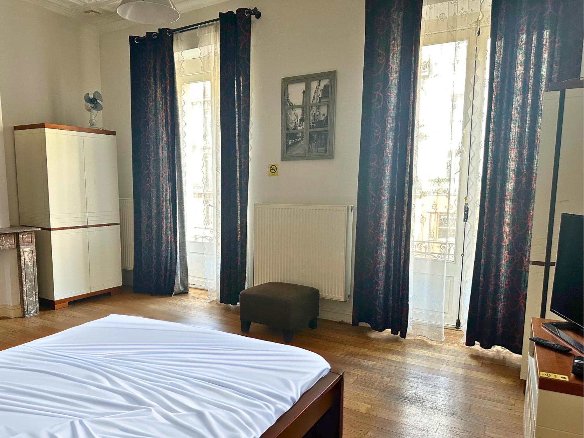 Capitale Apartment *